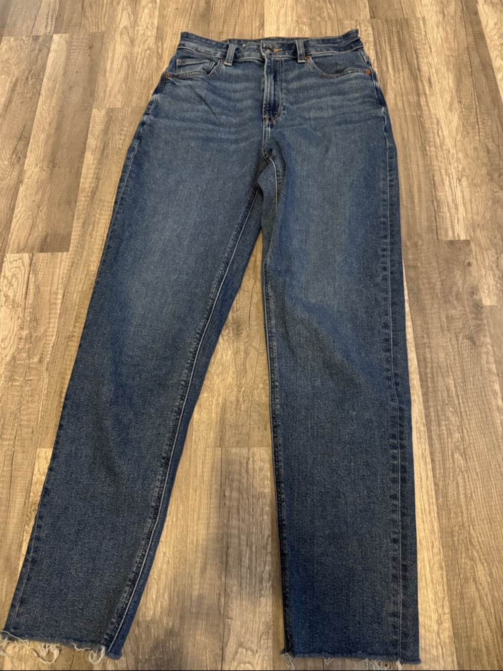 American Eagle Outfitters Women's Straight-Leg Dark Indigo Jeans